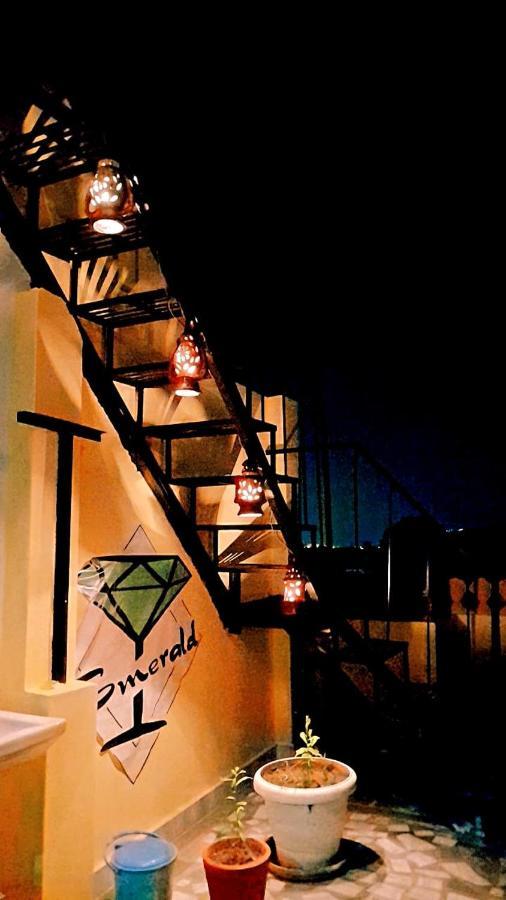 Hill Paradise Home Stay أُودايبور المظهر الخارجي الصورة