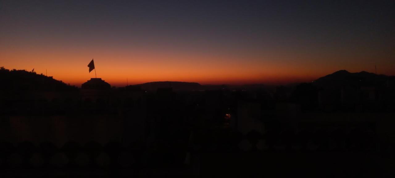 Hill Paradise Home Stay أُودايبور المظهر الخارجي الصورة