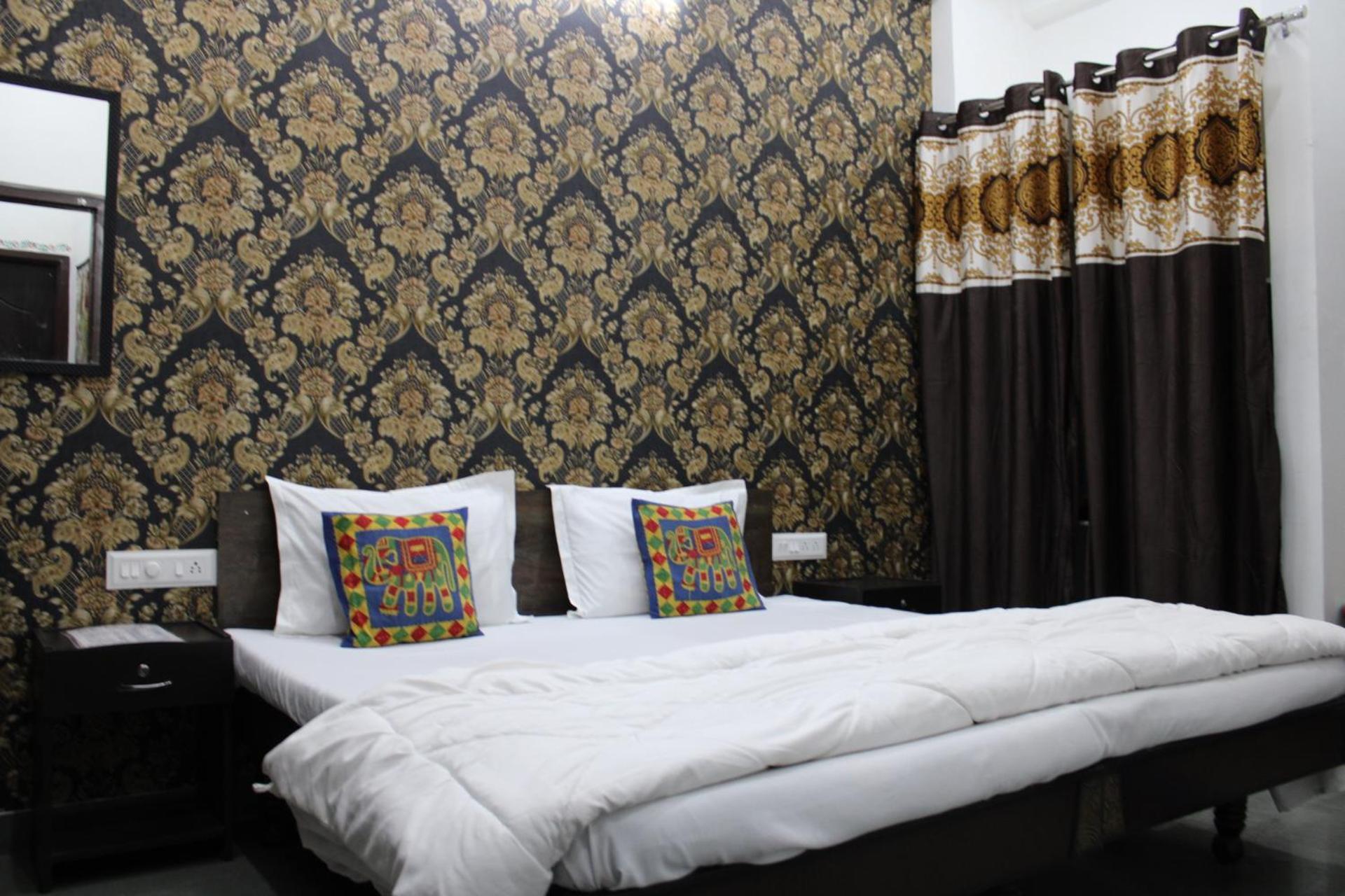 Hill Paradise Home Stay أُودايبور المظهر الخارجي الصورة