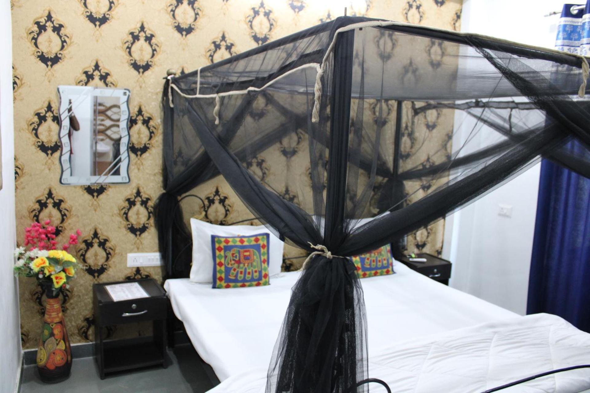 Hill Paradise Home Stay أُودايبور المظهر الخارجي الصورة